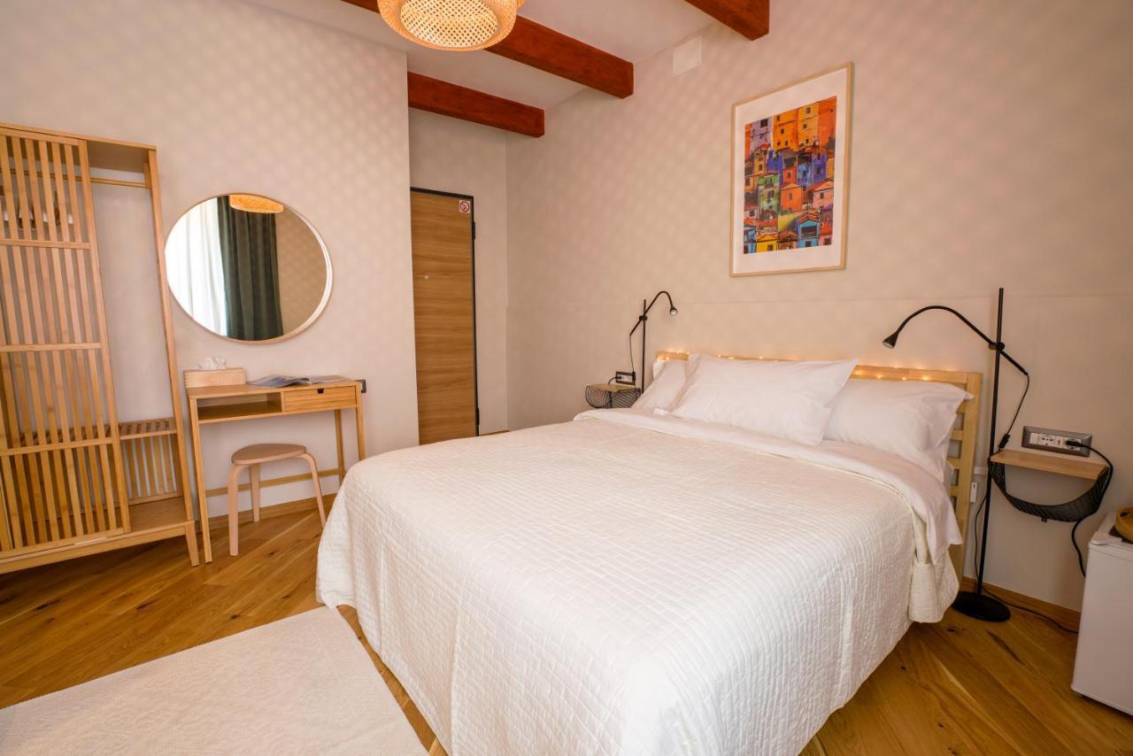 Sa Domo E Giuanne E Giuanna Bed & Breakfast Bosa Exterior photo